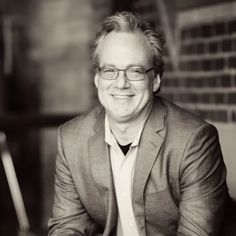 Christopher Grakal
